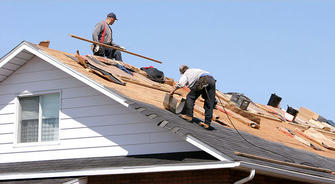 What Kind of Training and Certification Do Roofers Need